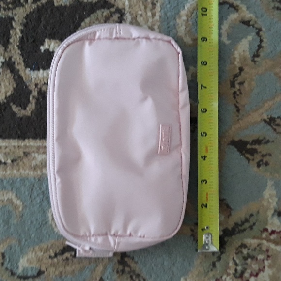 3x*Host Pick*Pink VS cute fanny pack - Picture 15 of 16